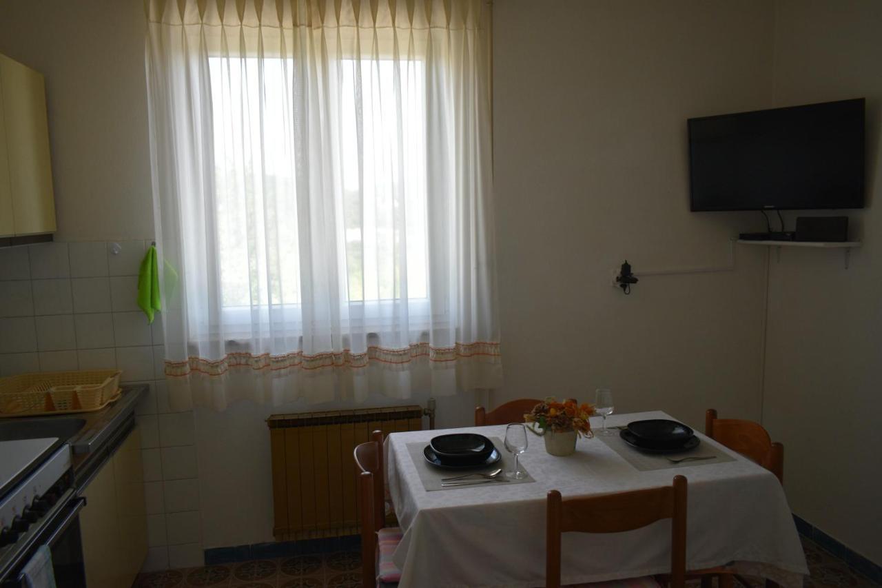 Apartmani Grejs Лабин Екстериор снимка